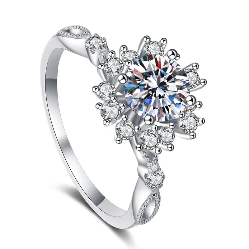 Platinum PT950 Moissanite Diamond Engagement Ring