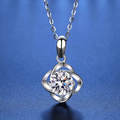 1ct Moissanite Clover Necklace