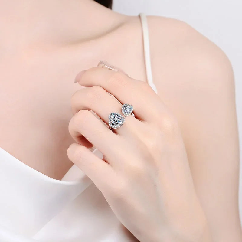 WOMEN Double Heart 18K White Gold Wedding Band VVS1 D Color 2.5CT Moissanite Diamond Valentine's Day Girl Birthday Gift Rings