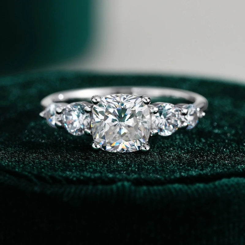 Wife Valentine's Day 18K White Gold Women Birthday Rings 2CT Moissanite Diamond Girl Friend Christmas Gift PT950 Wedding Band