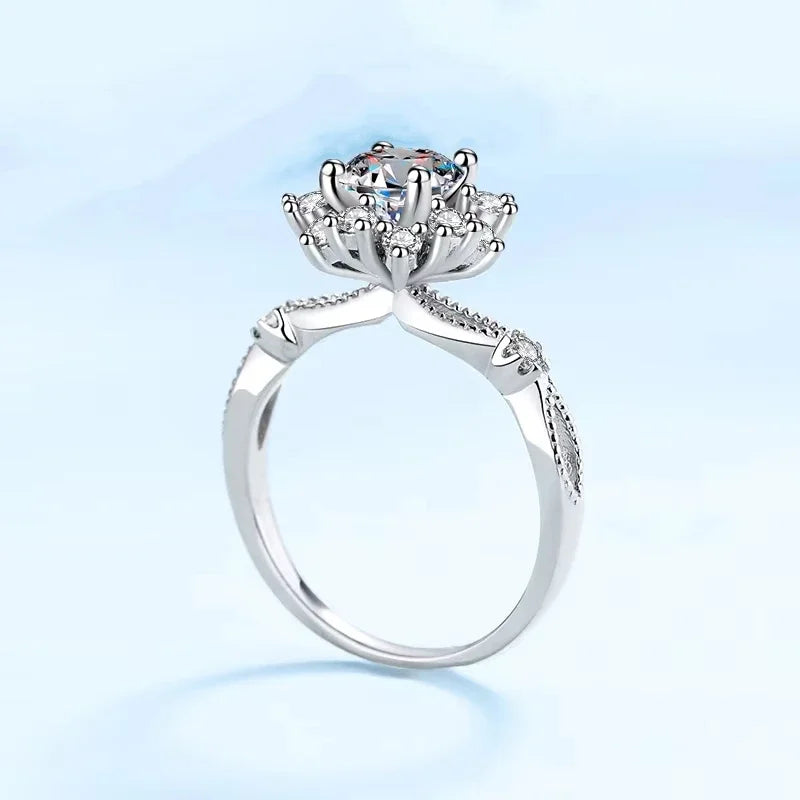 Romantic Engagement 18K White Gold Flower Wedding Band 0.5/1CT Moissanite Diamond Women PT950 Platinum Girlfriend Birthday Gift