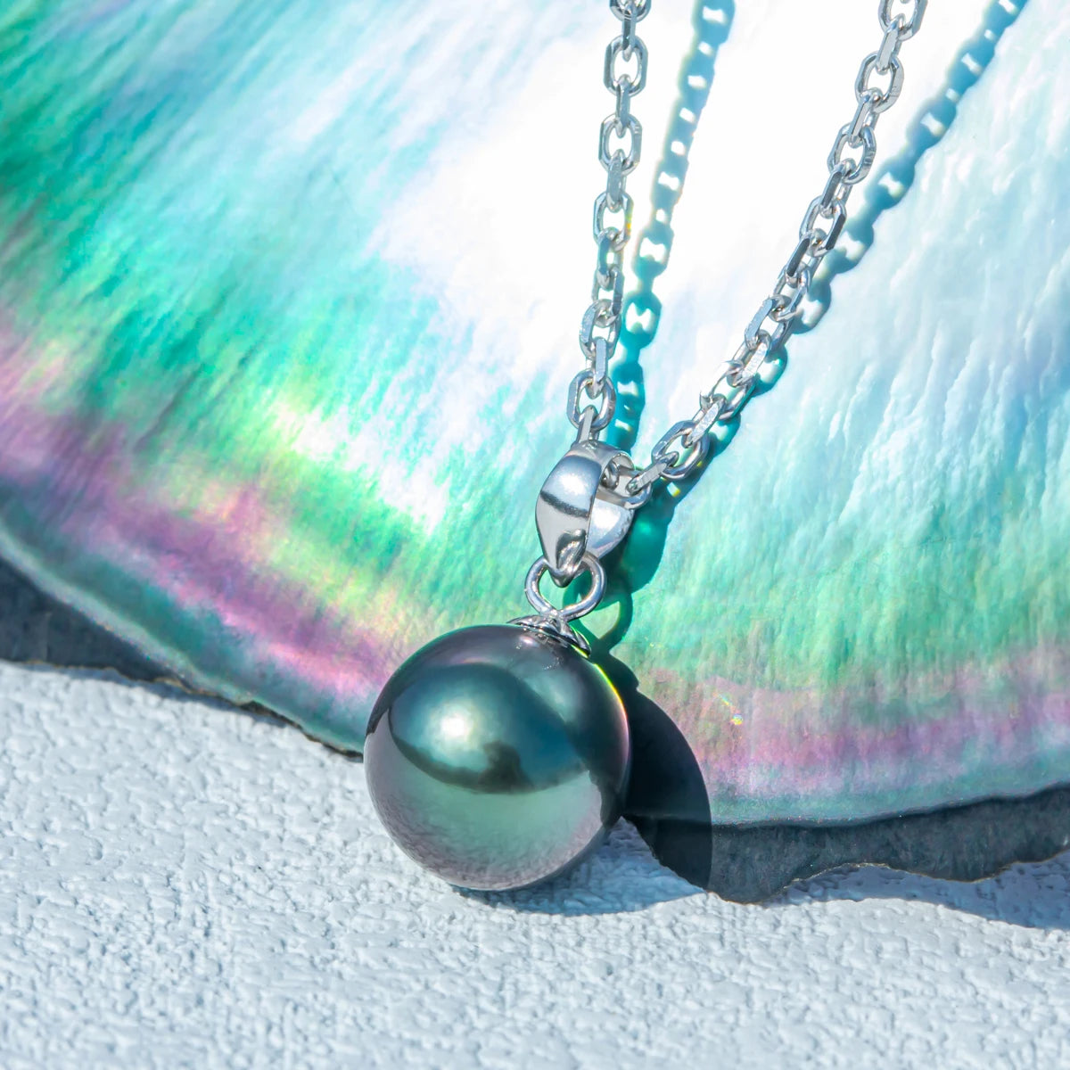 18K White Gold 9-13mm Natural Tahitian Black Pearl Moissanite Pendant Necklace