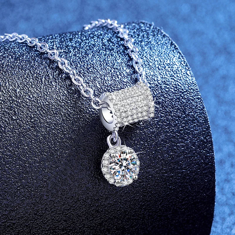 moissanite PT950 necklace light luxury small waist platinum necklace female niche collarbone chain pendant