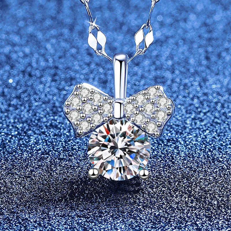 PT950 Platinum 1Ct Moissanite Necklace Enchanted Princess Lip Pendant Light Luxury Collarbone Chain Women Fashion Jewelry