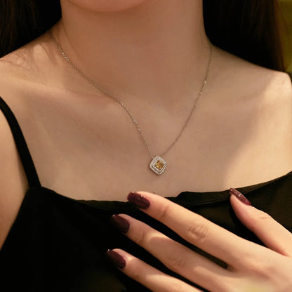 Pendant Necklace Moissanite