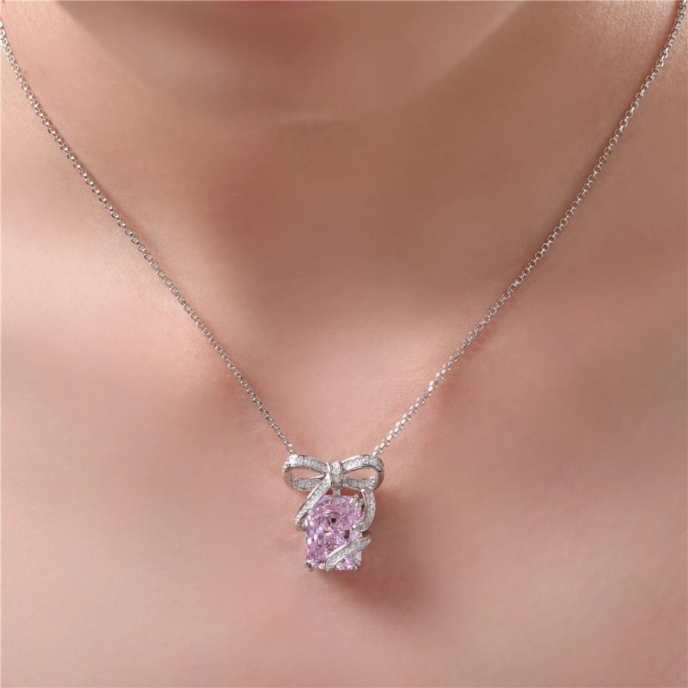 Pendant Necklace Moissanite