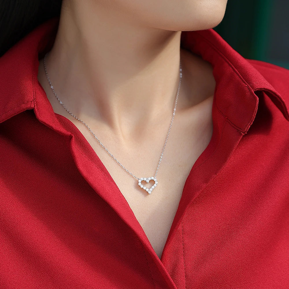 Heart Shaped Moissanite Pendant Necklace for Women S925 Silver Diamond Clavicle Chain Birthday Party Jewelry Gift Korean Fashion