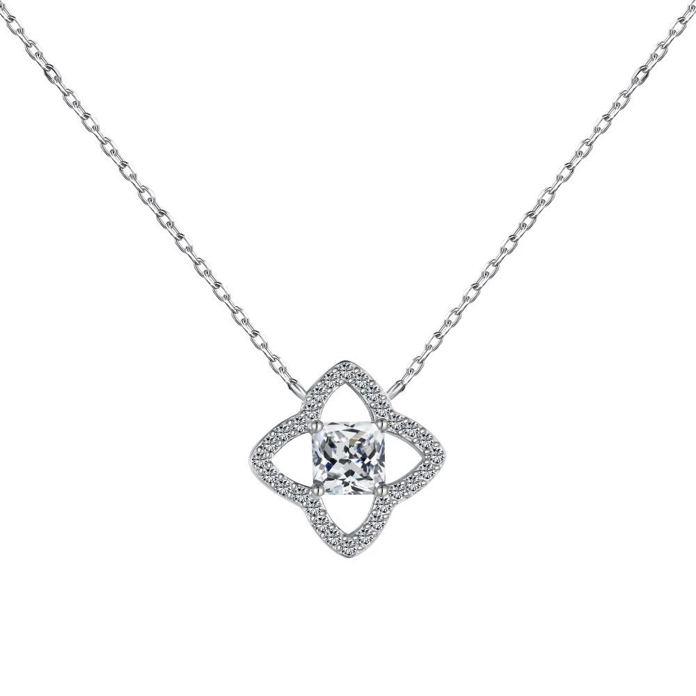 Pendant Necklace Moissanite