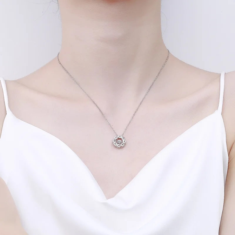 0.3CT Moissanita Diamond Clavicle Necklace