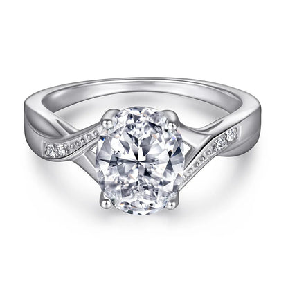 2 Carats Oval Moissanite Engagement Ring