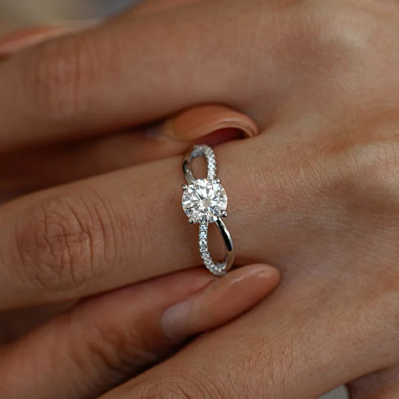 Lover Engagement 18K White Gold Wedding Band 1CT Moissanite Diamond Women Valentine's Day PT950 Platinum Birthday Gift Rings ins