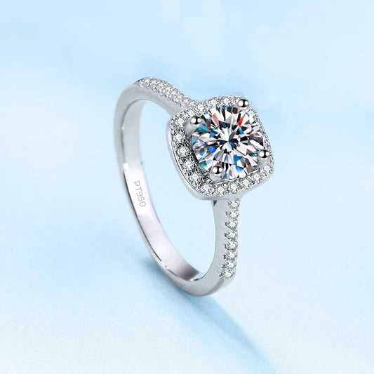 PT950 Platinum Moissanite Diamond Pronged Ring