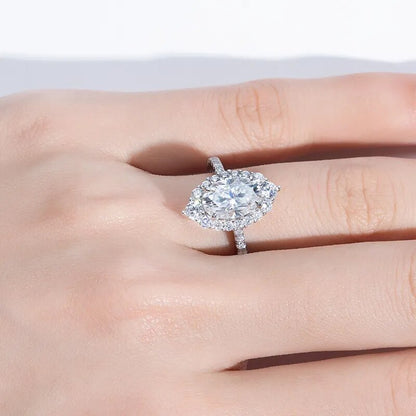 2.5 Carat Moissanite Engagement Rings