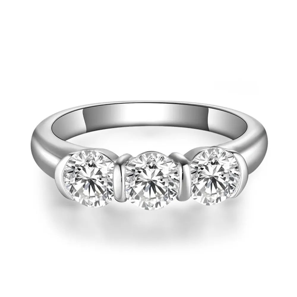 Round Moissanite Solitaire Ring - D VVS1 S925 Silver 0.5ct