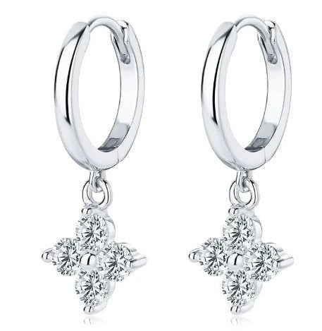 Bee-Bee's 3mm D Color Moissanite Clover Hoop Earrings in sterling silver with 18k white gold plating.