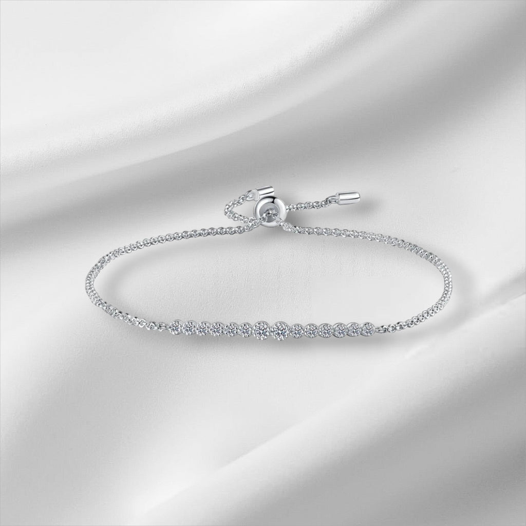 Bee-Bee's sterling silver adjustable tennis bracelet with D VVS1 moissanite stones, 0.24ct.