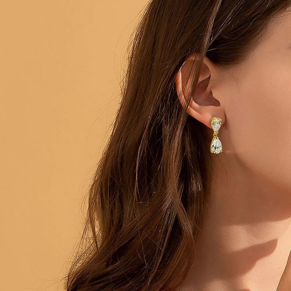 Bee-Bee's D VVS1 Pear Cut Moissanite Drop Earrings in 18k Gold Plated S925 Sterling Silver.
